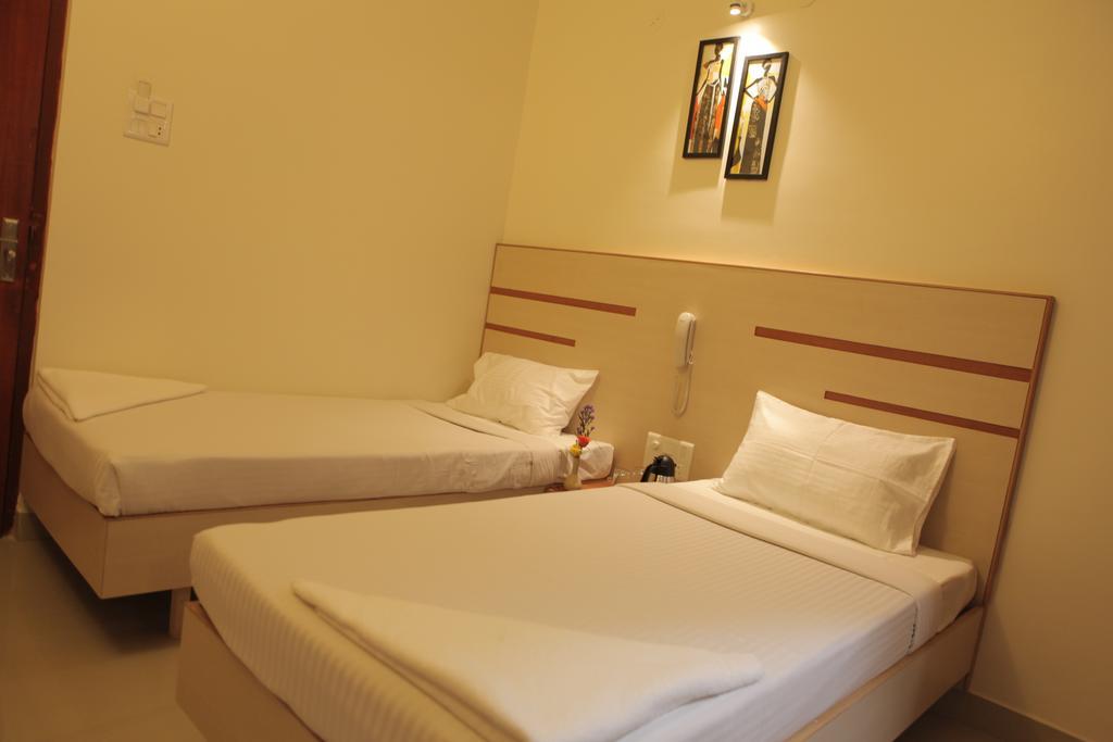 Our Nest Hotel Hyderabad Ruang foto