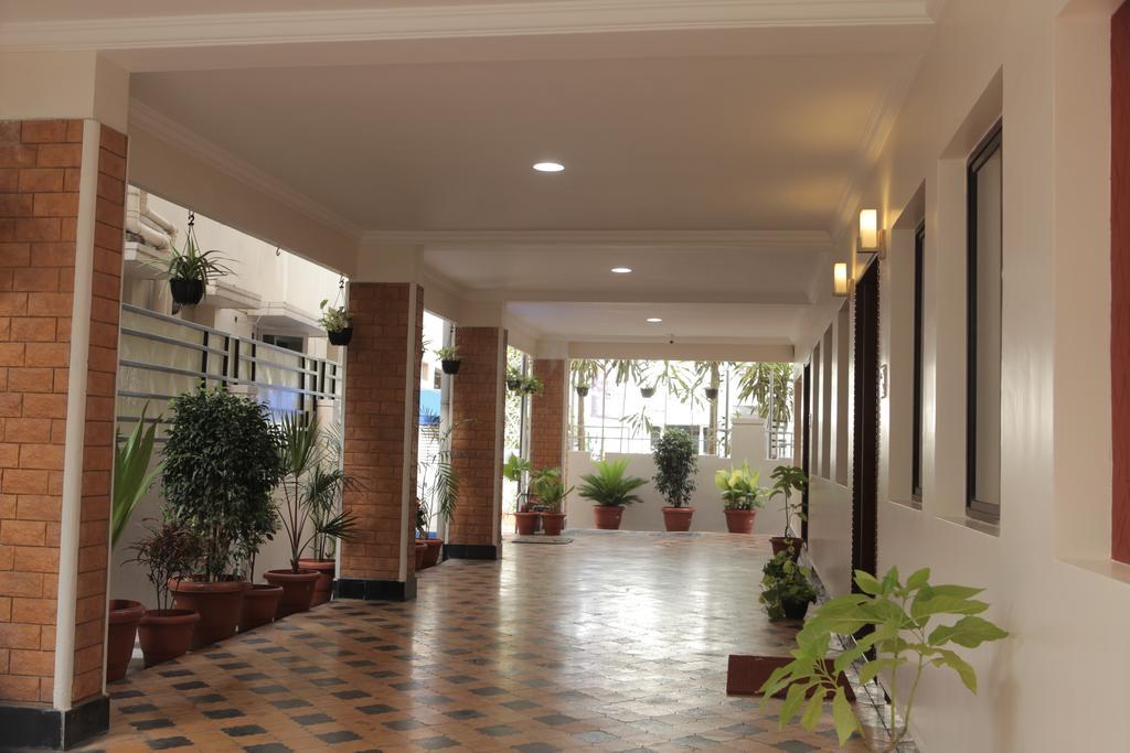 Our Nest Hotel Hyderabad Bagian luar foto
