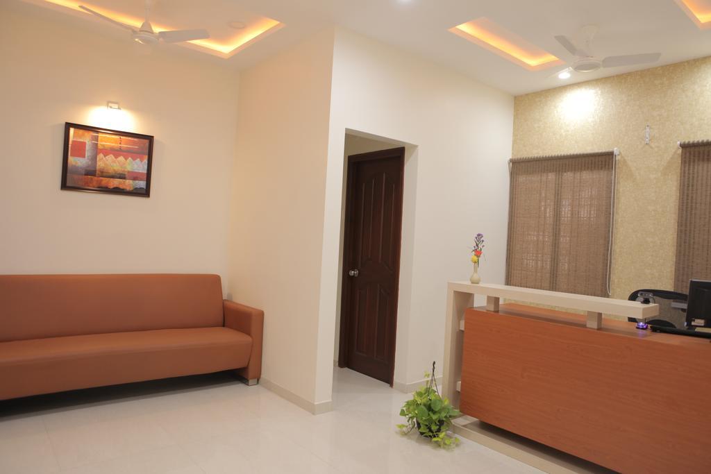 Our Nest Hotel Hyderabad Bagian luar foto