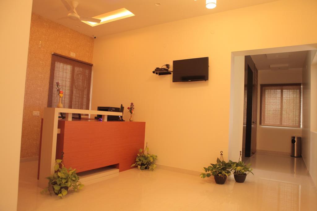 Our Nest Hotel Hyderabad Bagian luar foto